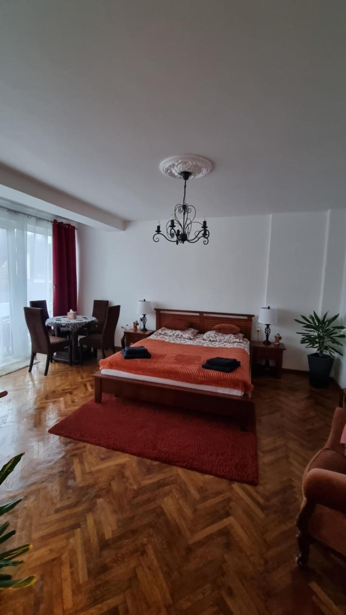 Appartamento Toma Boutique Braşov Esterno foto